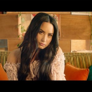 Clean Bandit - Solo (feat. Demi Lovato) [Official Video]